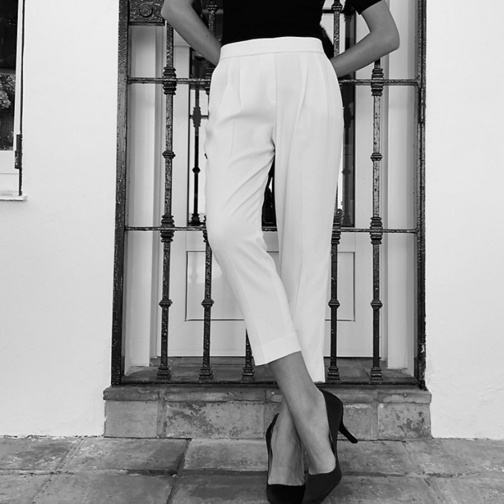 ARITZIA Cohen Dark Grey pants